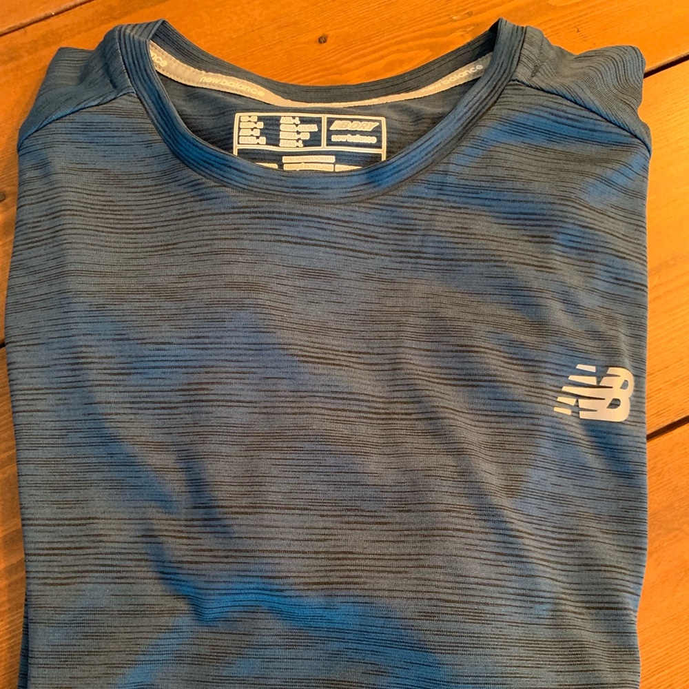 New balance men’s t-shirt